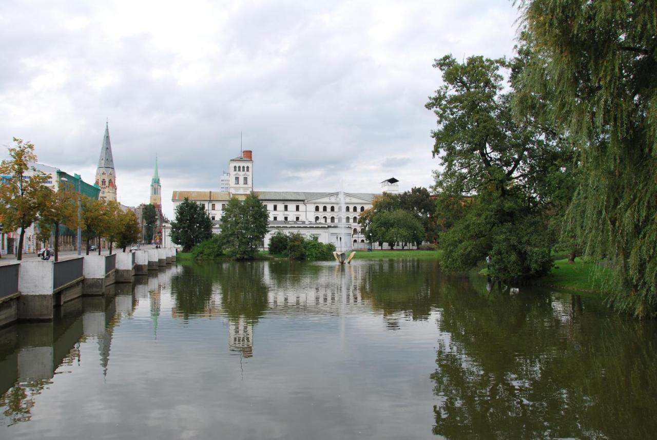 Lumina Luxury Apart Near Reymont Park Lägenhet Łódź Exteriör bild